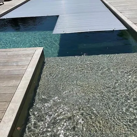 빌라 De Luxe Piscine Jacuzzi 페홀