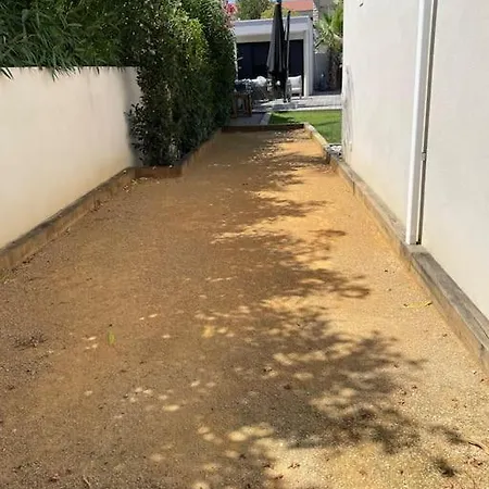 De Luxe Piscine Jacuzzi * Pérols